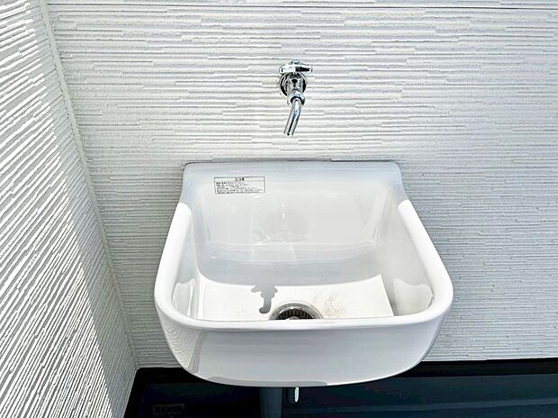 【バルコニー水栓】バルコニー水栓があればお掃除も楽々です。