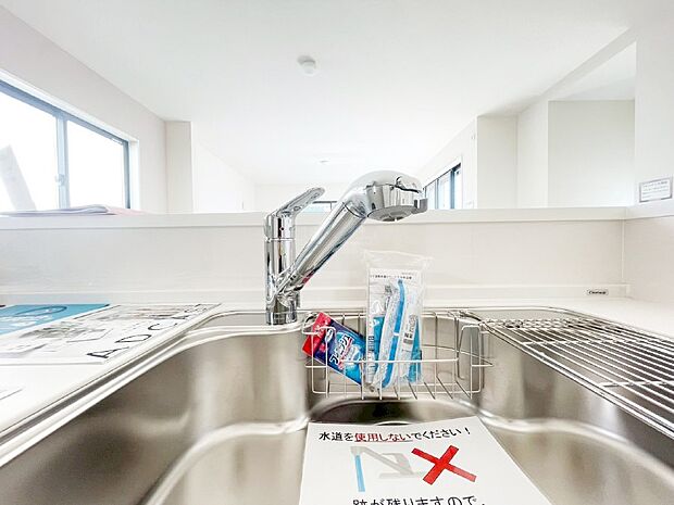 【蛇口一体型浄水器】いつでも清潔なおいしいお水を。一つの水栓で水道水と浄水を使い分け。