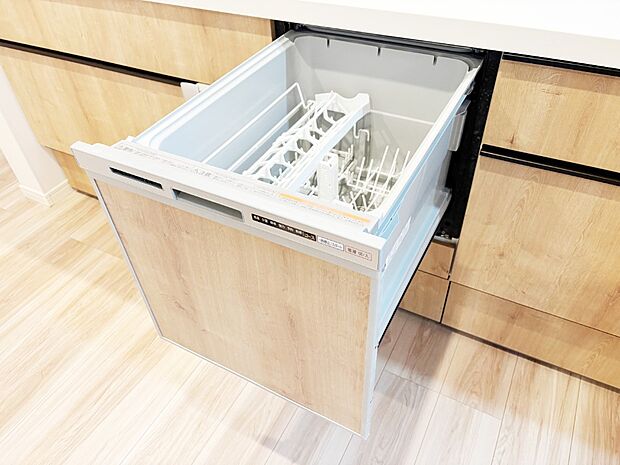 【食洗機】面倒なお片づけは食洗機にお任せ！家事の負担が減って、時間にも気持ちにもゆとりができます。