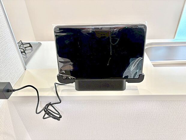 【その他内観】インターホンや家電操作など、豊富な機能でくらしを便利にする多機能タブレット  