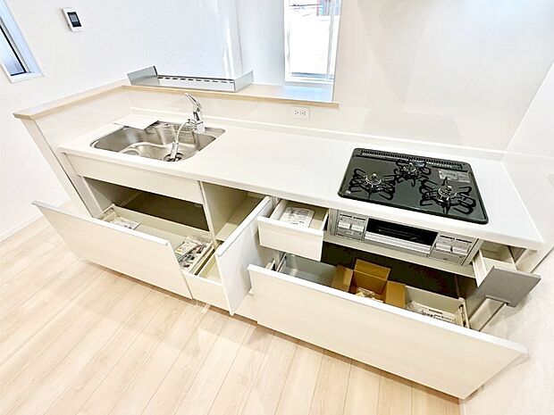 【スライド収納】使いやすさを優先したスライド式収納タイプ！