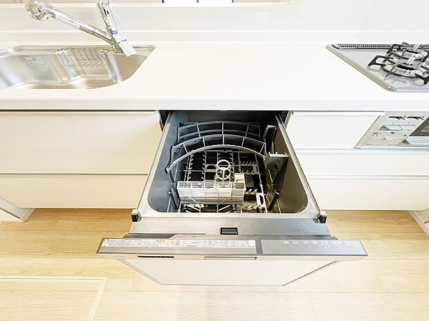 【食洗機】面倒なお片づけは食洗機にお任せ！家事の負担が減って、時間にも気持ちにもゆとりができます。