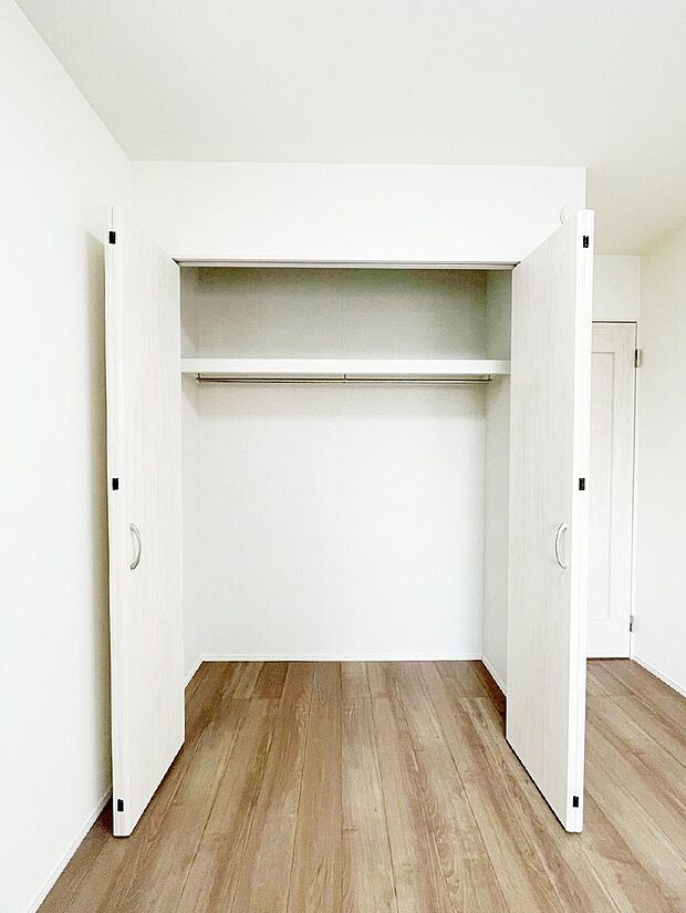 【収納】収納力あるクローゼット