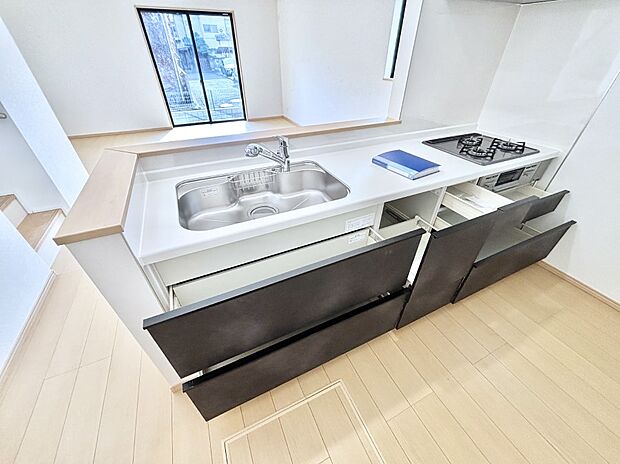 【スライド収納】使いやすさを優先したスライド式収納タイプ!