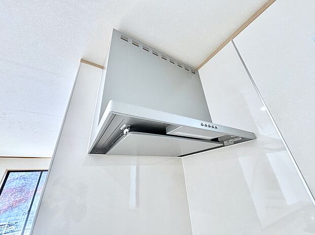 【レンジフード】基本的なお手入れはフィルターのみ!お手入れのしやすさも魅力です。