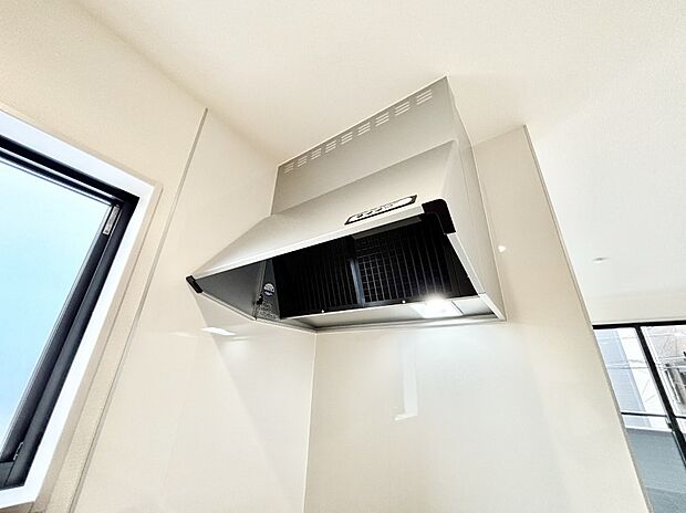 【レンジフード】基本的なお手入れはフィルターのみ！お手入れのしやすさも魅力です。