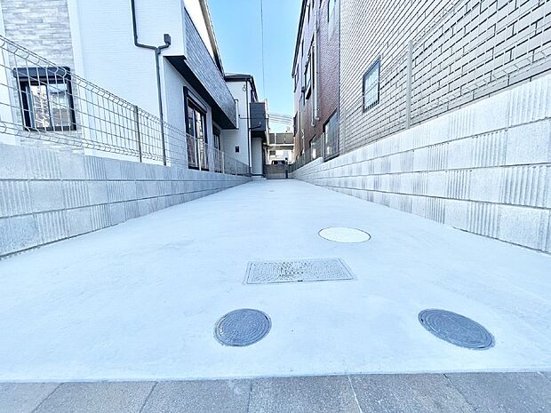 【駐車場】生活に欠かせない駐車スペース。