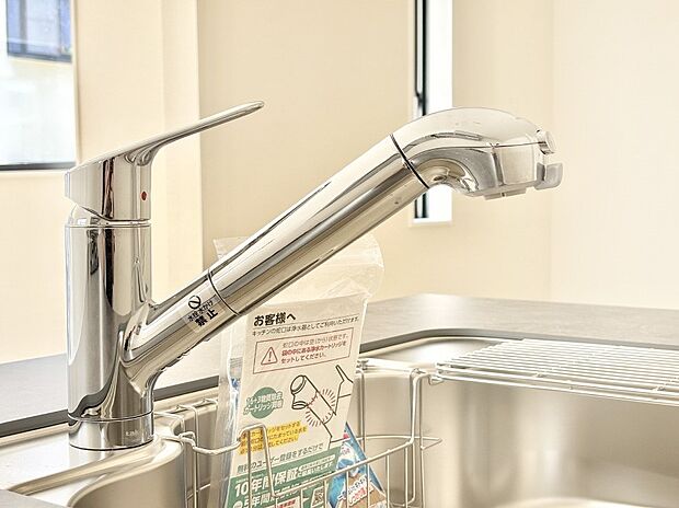 【浄水器】いつでも清潔なおいしいお水を。一つの水栓で水道水と浄水を使い分け。