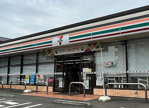 セブン-イレブン 小平花小金井４丁目店（約600m・徒歩8分）