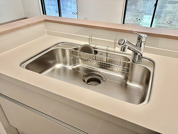 【浄水器】いつでも清潔なおいしいお水を。一つの水栓で水道水と浄水を使い分け。