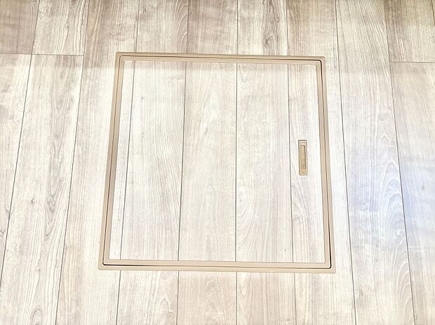 【床下収納】床下収納付き！日用品・非常用品の収納にも大活躍。