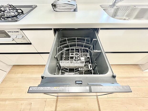 【食洗機】面倒なお片づけは食洗機にお任せ！家事の負担が減って、時間にも気持ちにもゆとりができます。