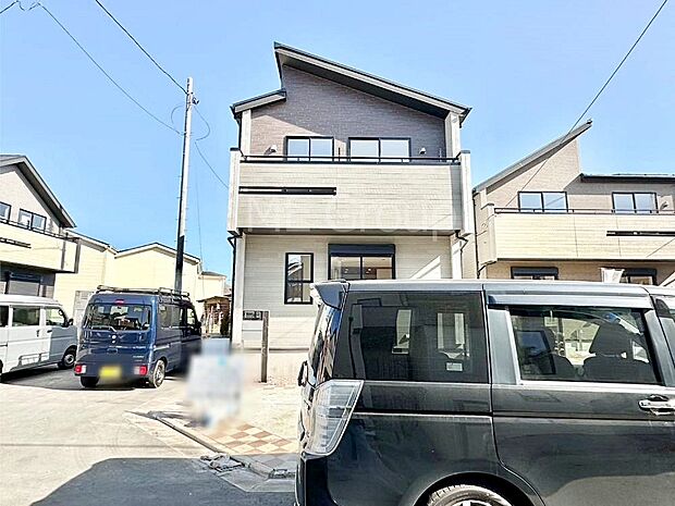 【現地外観写真】早く帰りたくなるマイホーム