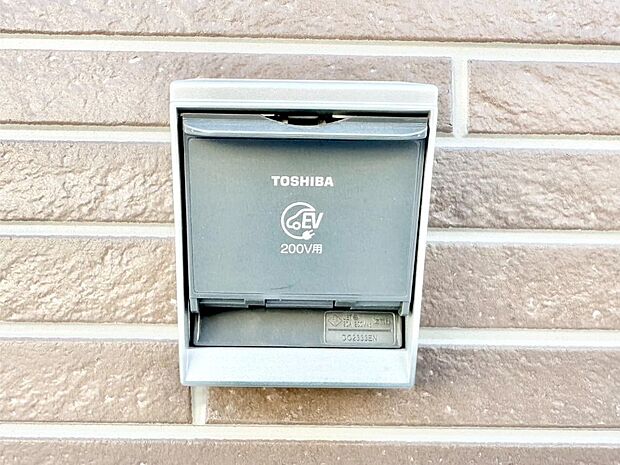【その他現地】ＥＶ充電用屋外コンセント 。