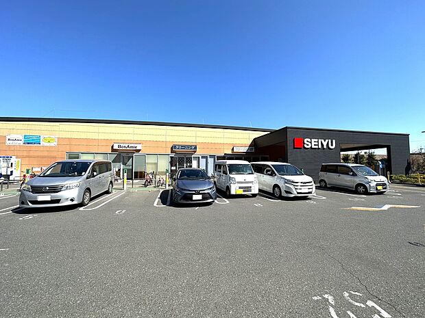 西友東久留米店（約400m・徒歩5分）