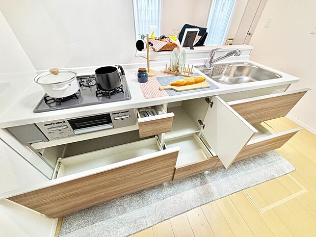 【スライド収納】使いやすさを優先したスライド式収納タイプ！