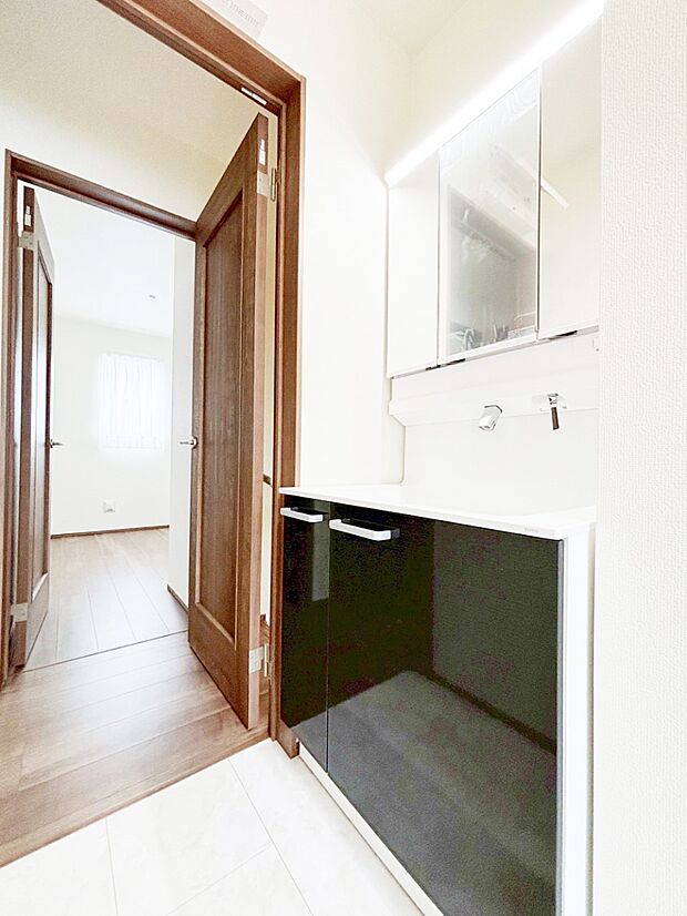 【ランドリースペース】広々とゆとりのあるランドリースペース