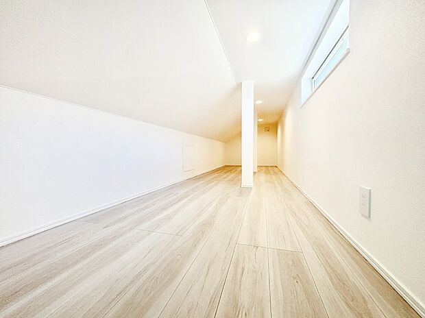 【小屋裏収納】収納ほかにもアイデア次第で快適空間に大変身！  