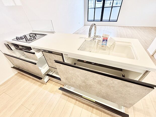 【スライド収納】使いやすさを優先したスライド式収納タイプ!