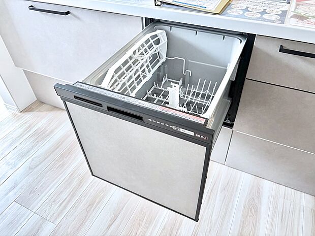 【食洗機】面倒なお片づけは食洗機にお任せ!家事の負担が減って、時間にも気持ちにもゆとりができます。
