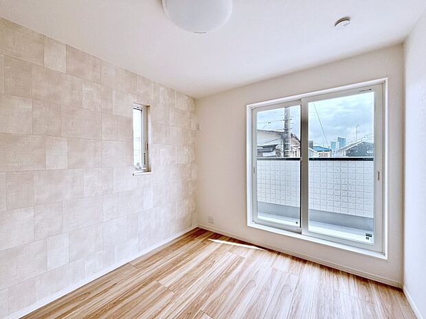 【洋室】アクセントクロスがお洒落な洋室。