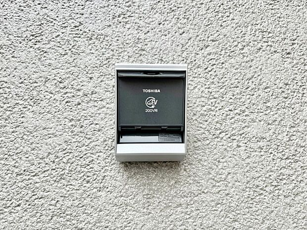 【その他現地】ＥＶ充電用屋外コンセント 。