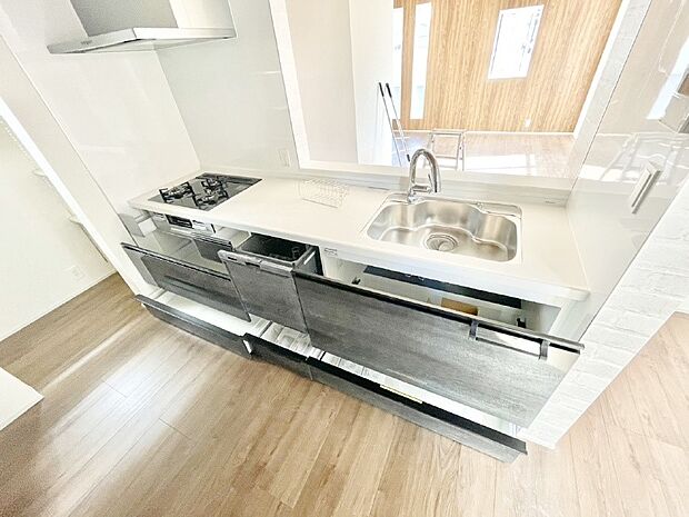 【スライド収納】使いやすさを優先したスライド式収納タイプ！