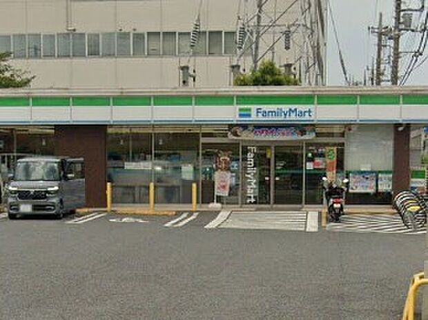 ファミリーマート 鳩ヶ谷南店(約400m)