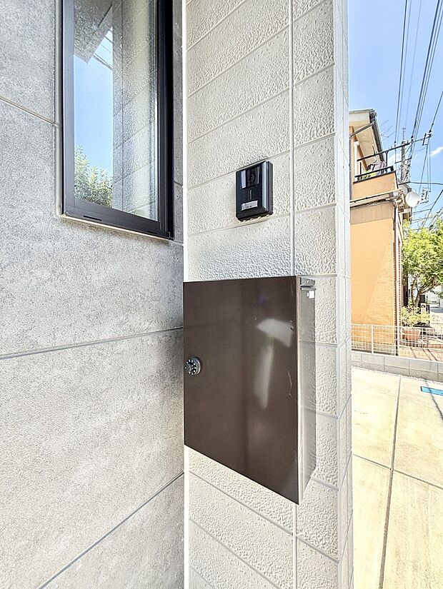 【その他現地】「無料オンライン相談」受付中!シンプルデザインのポスト。