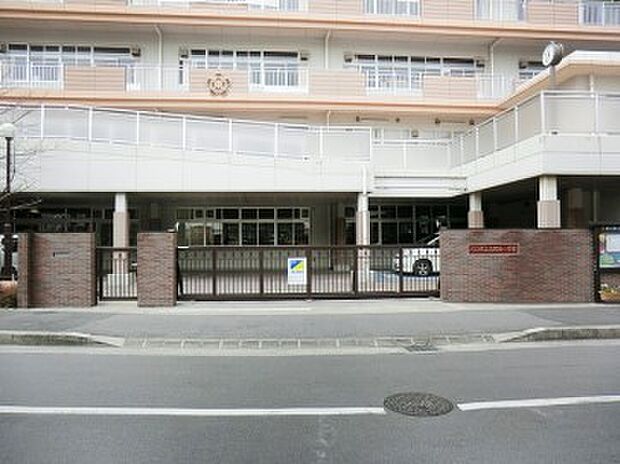 川口市立元郷南小学校(約780m)
