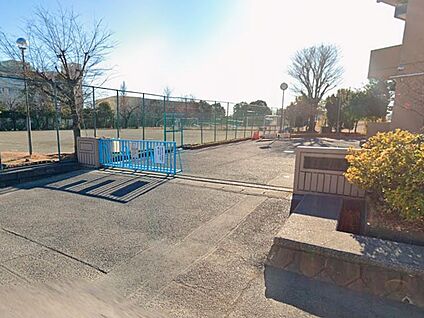 富士見市立水谷中学校 720m(9分)