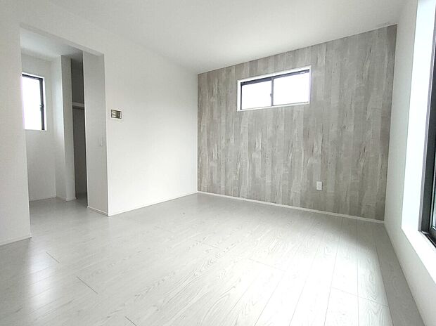 【主寝室】2階7.5帖の主寝室です♪