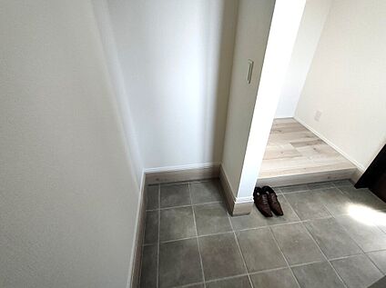 シューズクローク(1号棟)