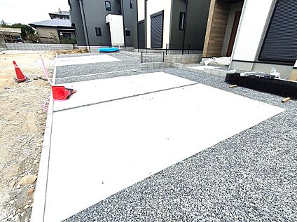 駐車スペース(3号棟)
