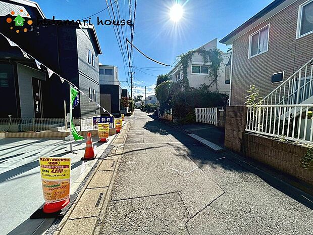 【前面道路】A号棟