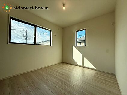 2階　洋室：5.2帖　(3)