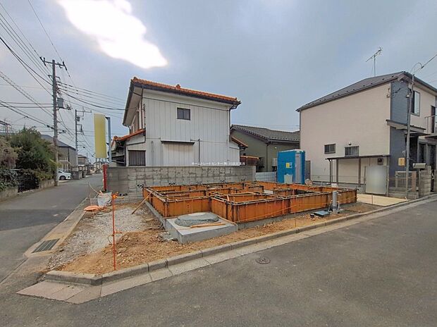 住宅性能評価で耐震等級３（最高等級）を取得！お客様を守る大切な住宅だからこそ、第三者の検査を受けて安心して住んでいただける住宅をご案内させて頂きます。その頑丈さを、ぜひ現地にてご体感くださいませ。