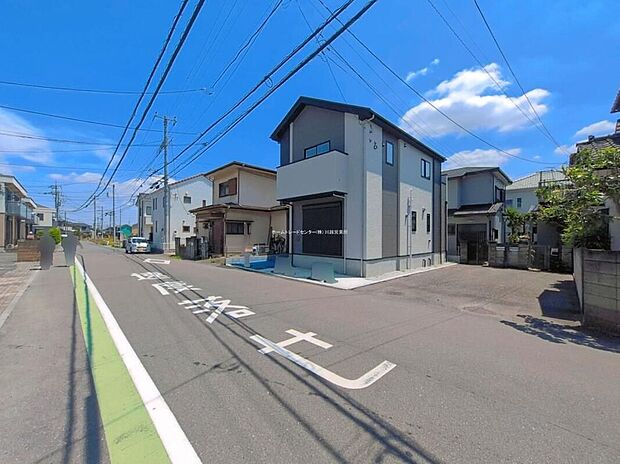 ひとたび扉を開けばそこに待っているのは上質な空間とマイホームでの新生活をイメージさせる優雅なひととき。「この家なら…」ではなく「ここに住みたい♪」と思う感動をお届けいたします。