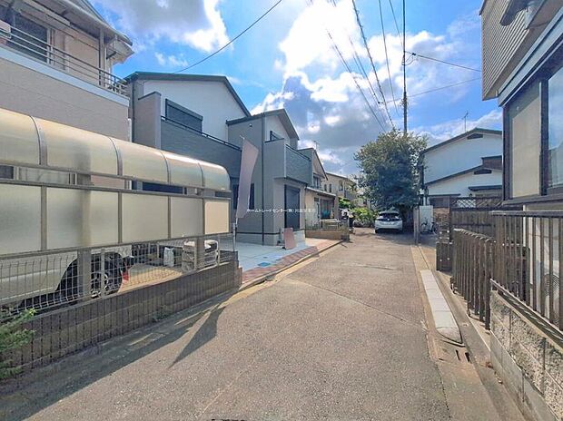 ひとたび扉を開けばそこに待っているのは上質な空間とマイホームでの新生活をイメージさせる優雅なひととき。「この家なら…」ではなく「ここに住みたい♪」と思う感動をお届けいたします。