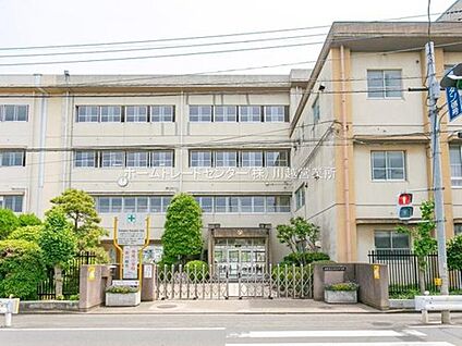 川越市立寺尾小学校 600m (徒歩８分)
