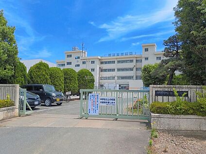 川越市立牛子小学校 500ｍ(徒歩7分)