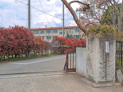 川越市立福原中学校 1470m(徒歩19分)