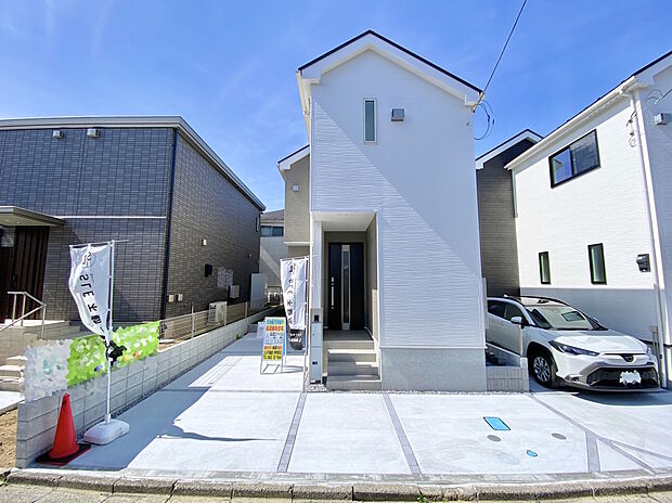 【2号棟】2号棟 南向きで陽当たり良好なお庭スペース。趣味のスペースにするなど、様々な用途でご活用いただけます。