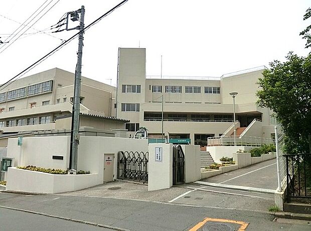 厚木市立毛利台小学校