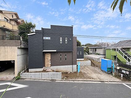 車庫入れもスムーズにできるゆとり