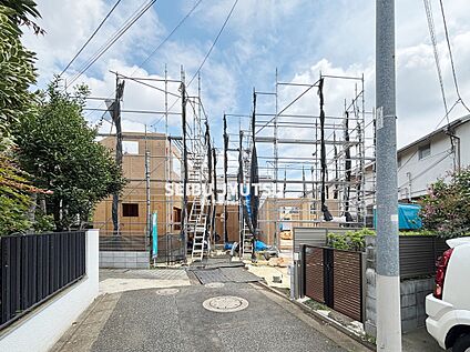 上石神井駅徒歩5分、落ち着いた住環境に誕生する全2棟
