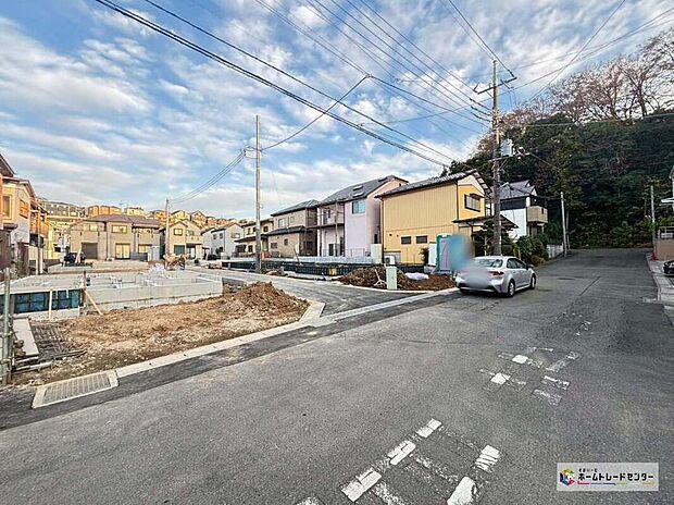 一戸建ての大きなメリットは、「自分の土地」を自由に使えること。好きなペットが飼えるほか、ガーデニングやDIY、車やバイクの手入れなど様々な趣味を楽しめます♪