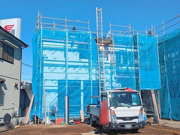 【A号棟外観】休日にご家族揃ってご見学はいかがでしょうか♪実際の現地を見てみると図面などではわからない、新たな発見もありますのでまずはお気軽にお問い合わせください♪