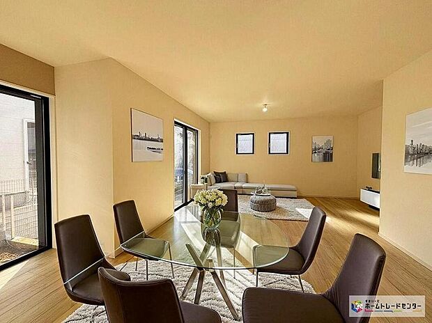 【1号棟】陽当りの良いリビングは明るく風通しの良い２面採光。ご家族の様子が感じられ、安心さと心地よさを実現した快適空間。※こちらはCGで画像を生成したイメージ画像になります。家具などは付いておりません