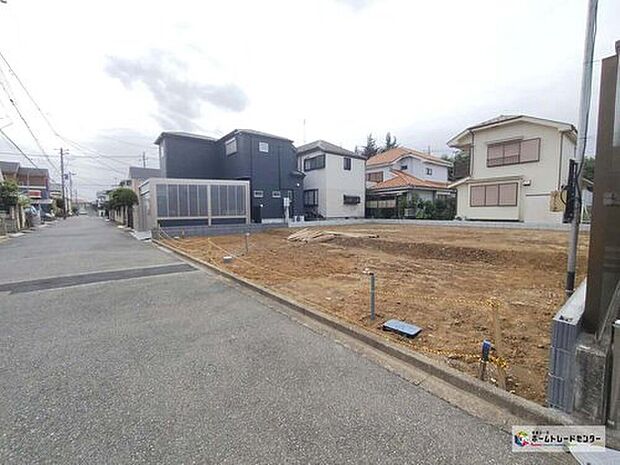 【現地外観写真】子育て家族にもおすすめエリア☆
小学校・中学校まで徒歩7分と近く、お子様も安心して通える距離です◎近いのでバタバタしがちな朝も、余裕をもって支度出来ますね♪